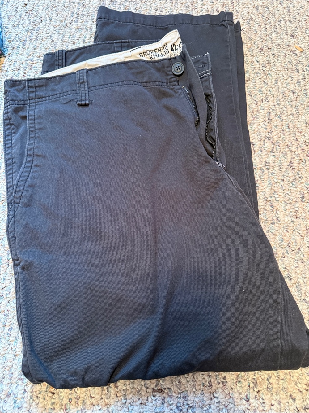 Old Navy Men’s Black Broken-In Khakis